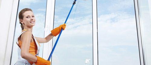 Измийте пластмасови прозорци у дома