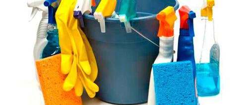 Как да миете пластмасови прозорци у дома