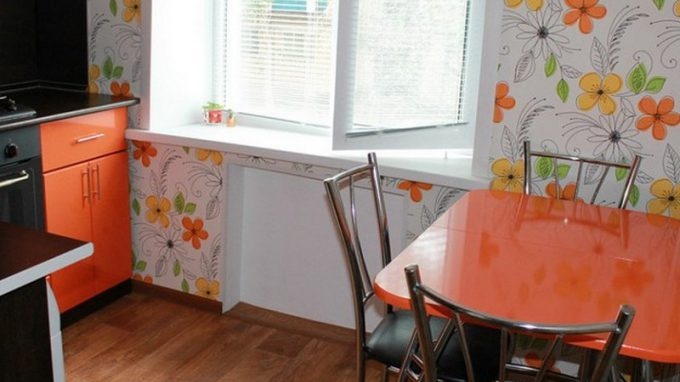 светла кухня