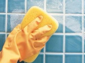 ochistka-shvov-ot-izbytka-zatirki