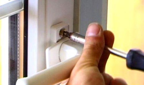 Ремонт и настройка на пластмасови прозорци