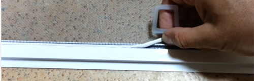 Как да поправите мрежа против комари