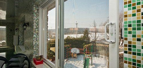 Пластмасови плъзгащи се прозорци