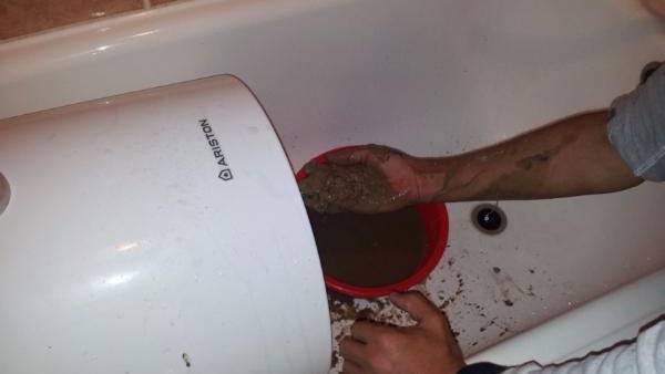 слив-води-из-бойлера