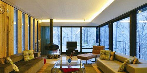 стъклени стени на къщата