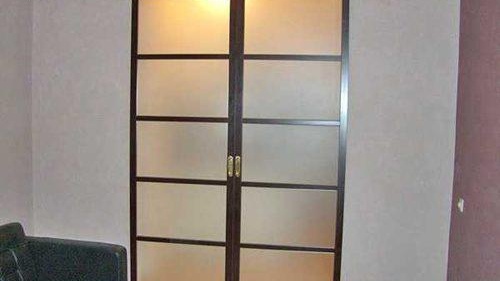 • Монтаж на плъзгащи врати