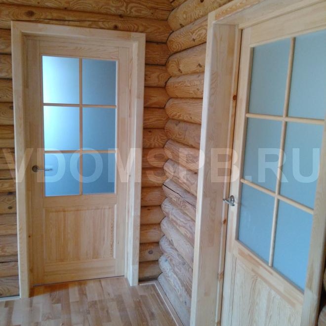 Лакирани врати от масивен бор